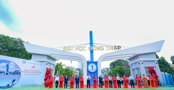 Trường Đại học Đồng Tháp kỷ niệm 43 năm Ngày Nhà giáo Việt Nam